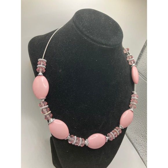 Pink Beaded Crystals Silver-Tone Necklace! - Picture 5 of 9
